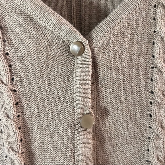 Classic 100% Cotton Cardigan in Taupe Gray - Size M - Picture 4 of 8